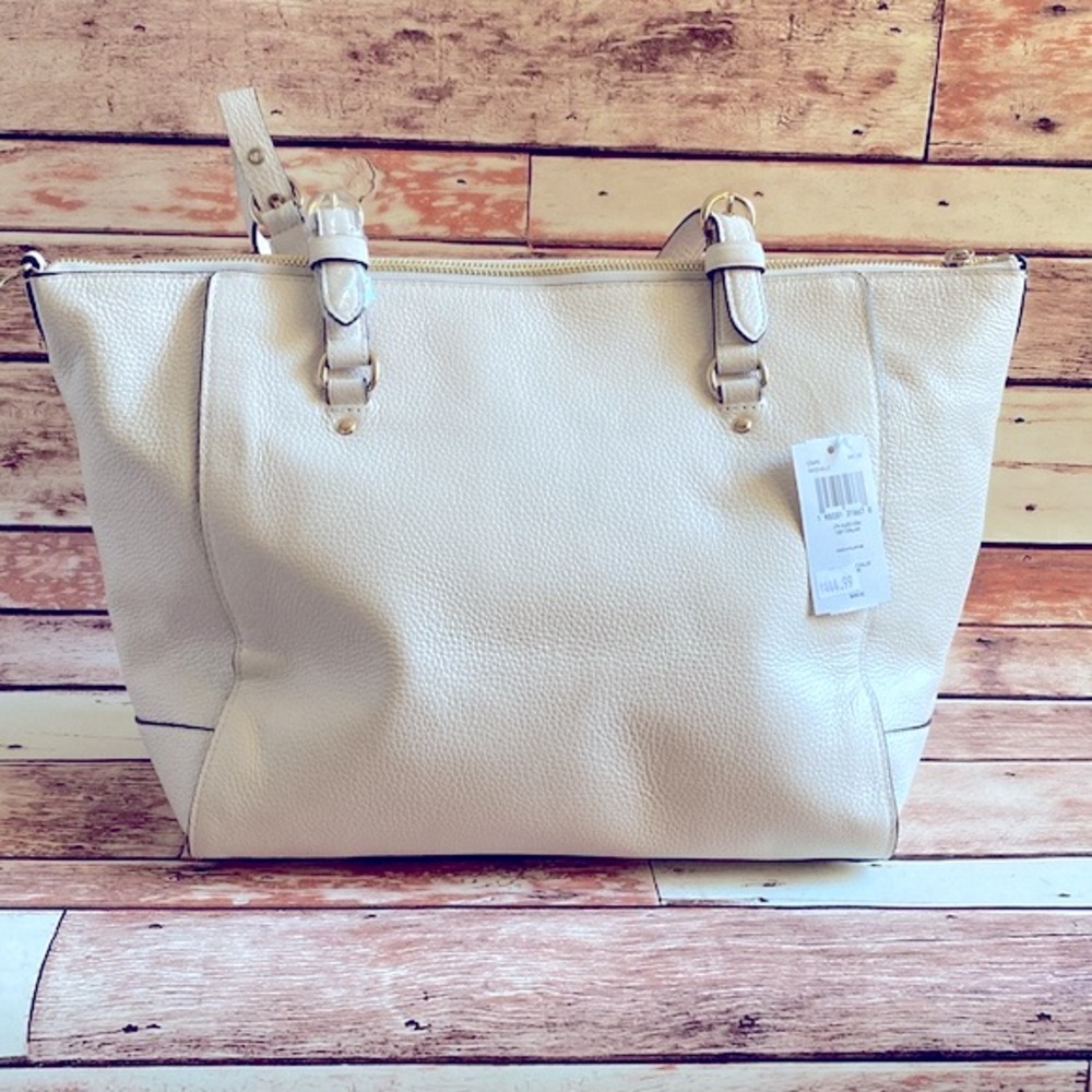 NWT Coach Kleo Carryall - Chalk